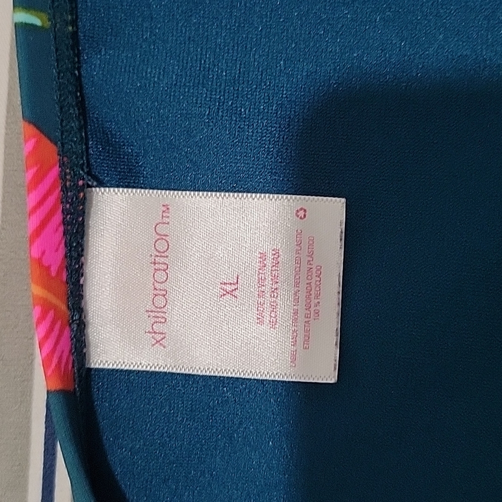 Floral Bikini - Picture 5 of 6